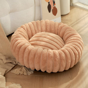 Plush Round Pet Bed For Warm Winter Comfort